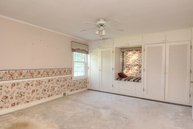 1028 Douglas Ave, Elgin, IL 60120 - photo 4