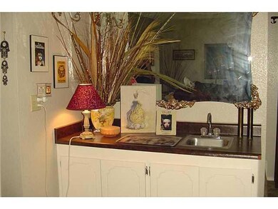 1729 Villa Santos Cir unit 1729, El Paso, TX 79935 - photo 5