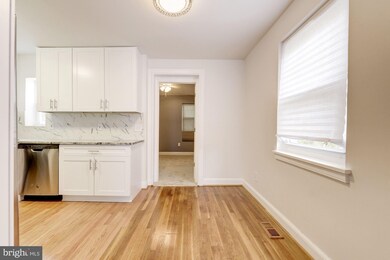 4312 G St SE, Washington, DC 20019 - photo 6