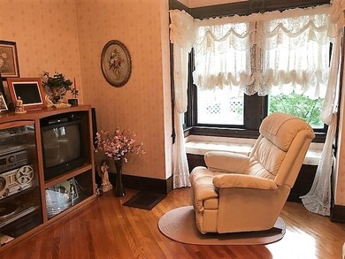 907 E Walnut St, Washington, IN 47501 - photo 5