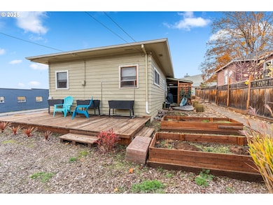 320 NE Tohomish St, White Salmon, WA 98672 - photo 6