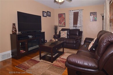 80 Martin St, Pawtucket, RI 02861 - photo 2