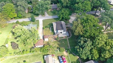 5742 Garnett St, Shawnee, KS 66203 - photo 4