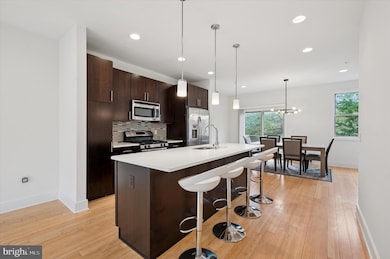 914 N Front St, Philadelphia, PA 19123 - photo 3