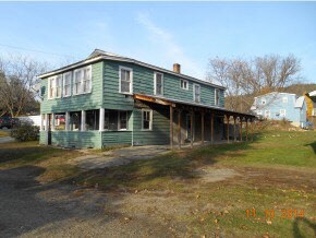 9 First St, Claremont, NH 03743 - photo 3