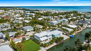 134 Nautilus Dr unit 2, Islamorada, FL 33036 - photo 2