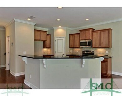 Kitchen. Spacious kitchen w/granite counters, unde