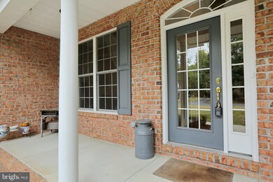 14810 King Charles Dr, Swan Point, MD 20645 - photo 3