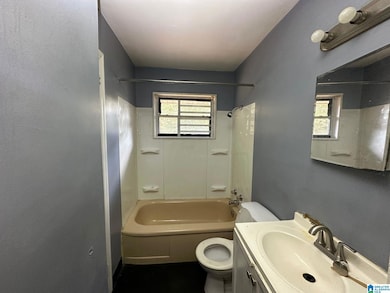 1721 Collier Dr, Birmingham, AL 35228 - photo 3