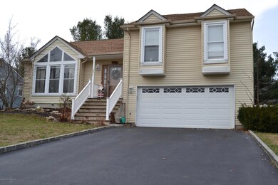 15 Cattail, Howell, NJ