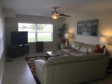28 Clinton Ct unit D, Royal Palm Beach, FL 33411 - photo 5