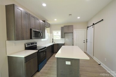 1127 4th St, Statesville, NC 28677 - photo 5