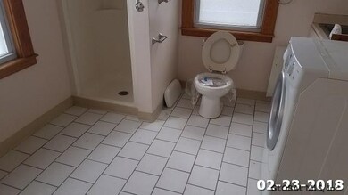 614 Hoosick Rd, Troy, NY 12180 - photo 5