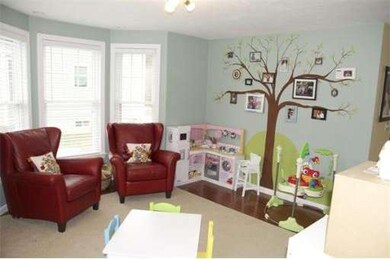 18 Newbury Dr, Pembroke, MA 02359 - photo 4