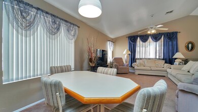 5461 E Fairfield St-3