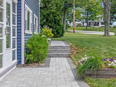 118 Cocheco St, Dover, NH 03820 - photo 6