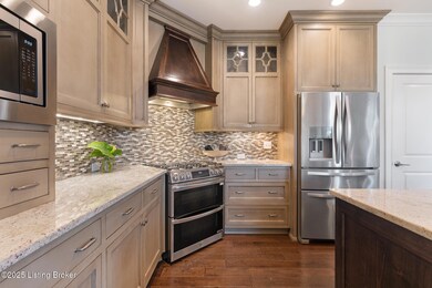5801 Sumner Pl-27