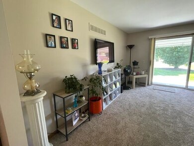 5181 Living Room