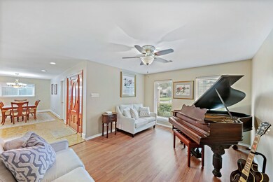 14118 Kingsride Ln, Houston, TX 77079 - photo 3