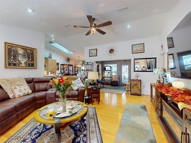 2533 E Chivalry Ct, Hernando, FL 34442 - photo 2