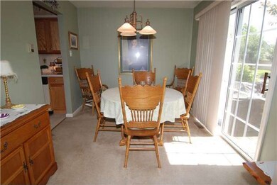 111 Runnymede Ct, Harleysville, PA 19438 - photo 4