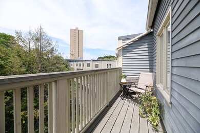 42 Fresh Pond Place unit 1, Cambridge, MA 02138 - photo 3