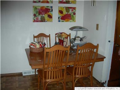 111 Egbert Ave, Staten Island, NY 10310 - photo 6