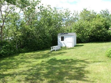 43 Pleasant Cir, Wells, ME 04090 - photo 2