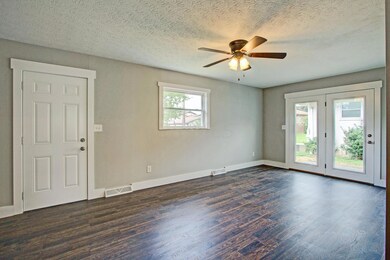 4038 Anthony Ct S, Columbus, OH 43213 - photo 6