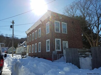 60 111th St, Troy, NY 12182 - photo 2