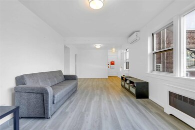 68-09 138th St unit 2b, Flushing, NY 11367 - photo 3