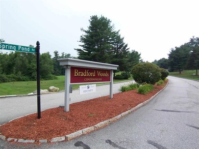 15 Blossom Ln unit Q-15, Merrimack, NH 03054 - photo 2