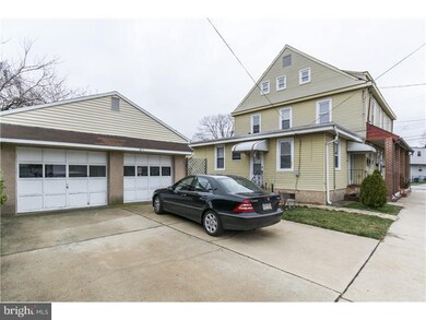 307 Forrest Ave, Folsom, PA 19033 - photo 3