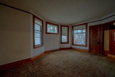 2318 Douglas St, Sioux City, IA 51104 - photo 7