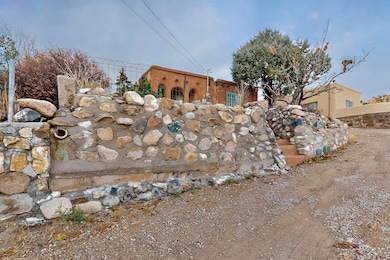 1295 Cerro Gordo Rd, Santa Fe, NM 87501 - photo 7