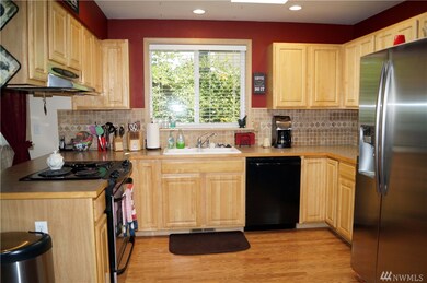 203 Kansas St SW, Orting, WA 98360 - photo 4