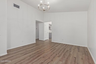 2_Formal living