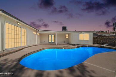 Diana V. Perez Center Real Estate -45