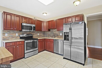 20657 Anndyke Way, Germantown, MD 20874 - photo 3