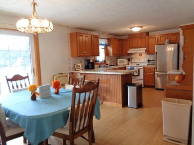 27 Hillview Ave, Saco, ME 04072 - photo 4