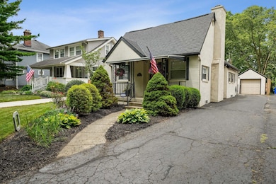 1-web-or-mls-1317-broadview-ave