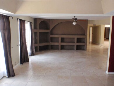 229 W Vista Ave 4