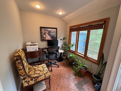 15 Loveland Rd unit 15, Brookline, MA 02445 - photo 7