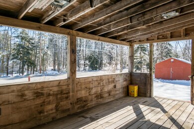 28-Front Porch (1 of 2)