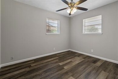 819 W Monterey St unit B, Denison, TX 75020 - photo 7
