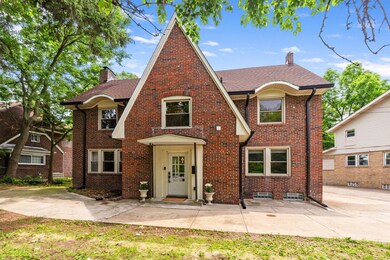 992 N Nelson Rd (EXTERIOR)-3