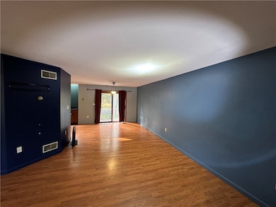 447 Stafford Rd unit C4, Tiverton, RI 02878 - photo 6