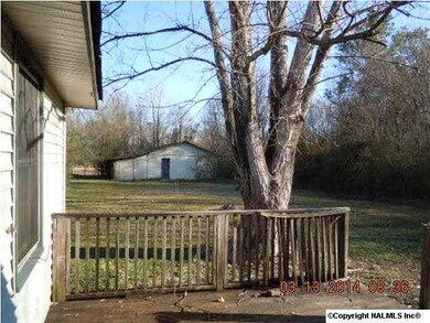 339 Brown Ave, Rainbow City, AL 35906 - photo 4