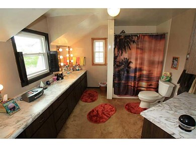 Master Bath/Spa.