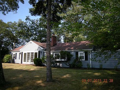 15 Hazelton Rd, Barrington, RI 02806 - photo 2